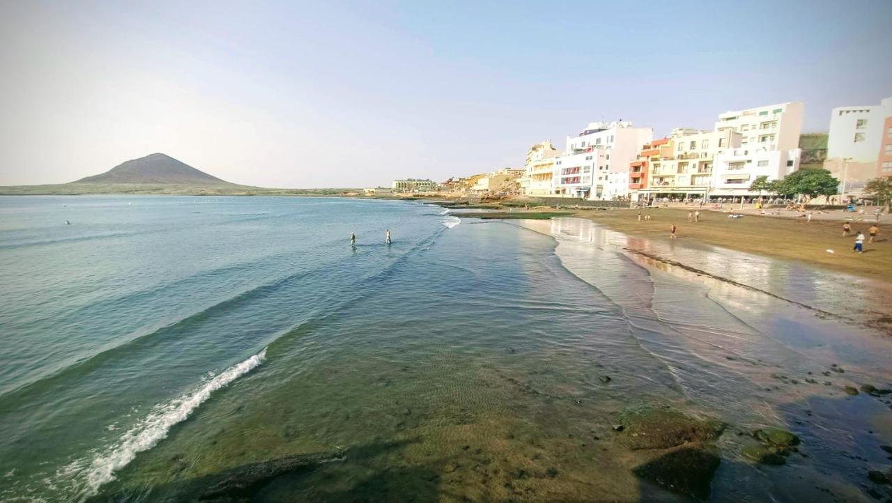 Alquilaencanarias-Medano Tio Claudio Beachfront El Médano Esterno foto