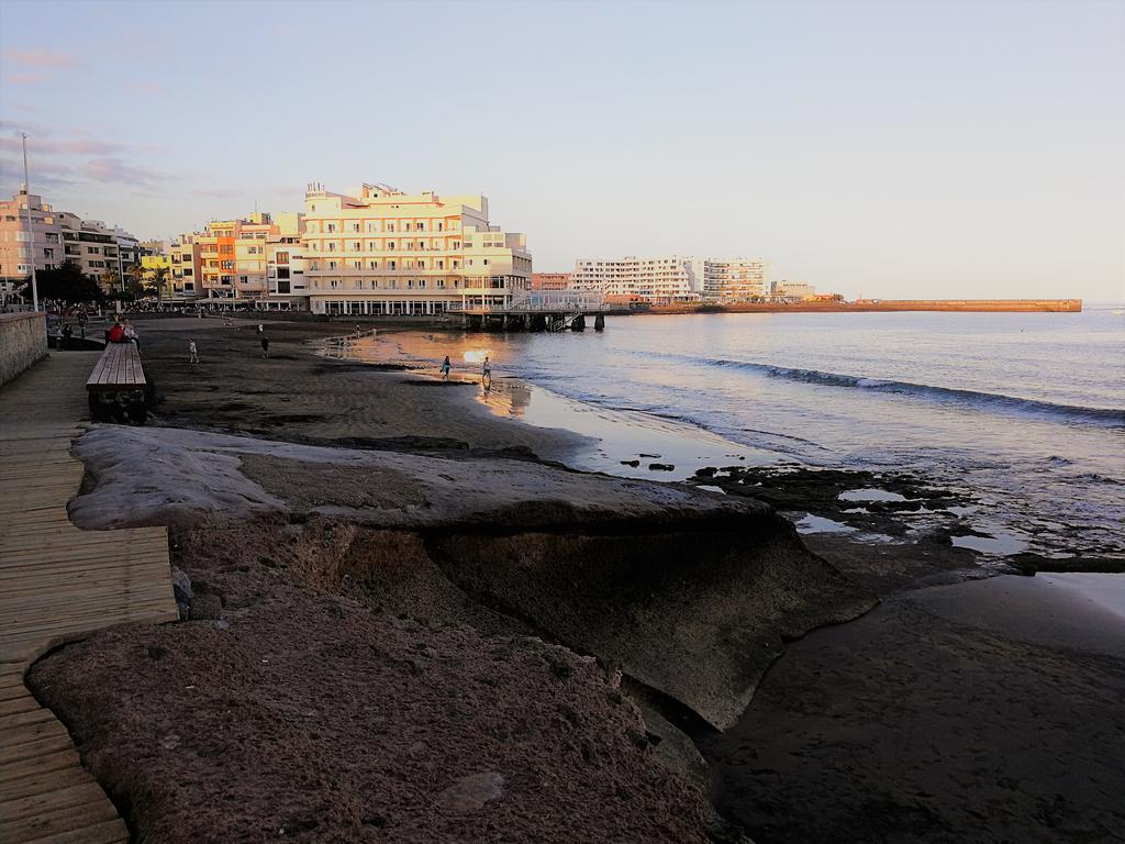 Alquilaencanarias-Medano Tio Claudio Beachfront El Médano Esterno foto